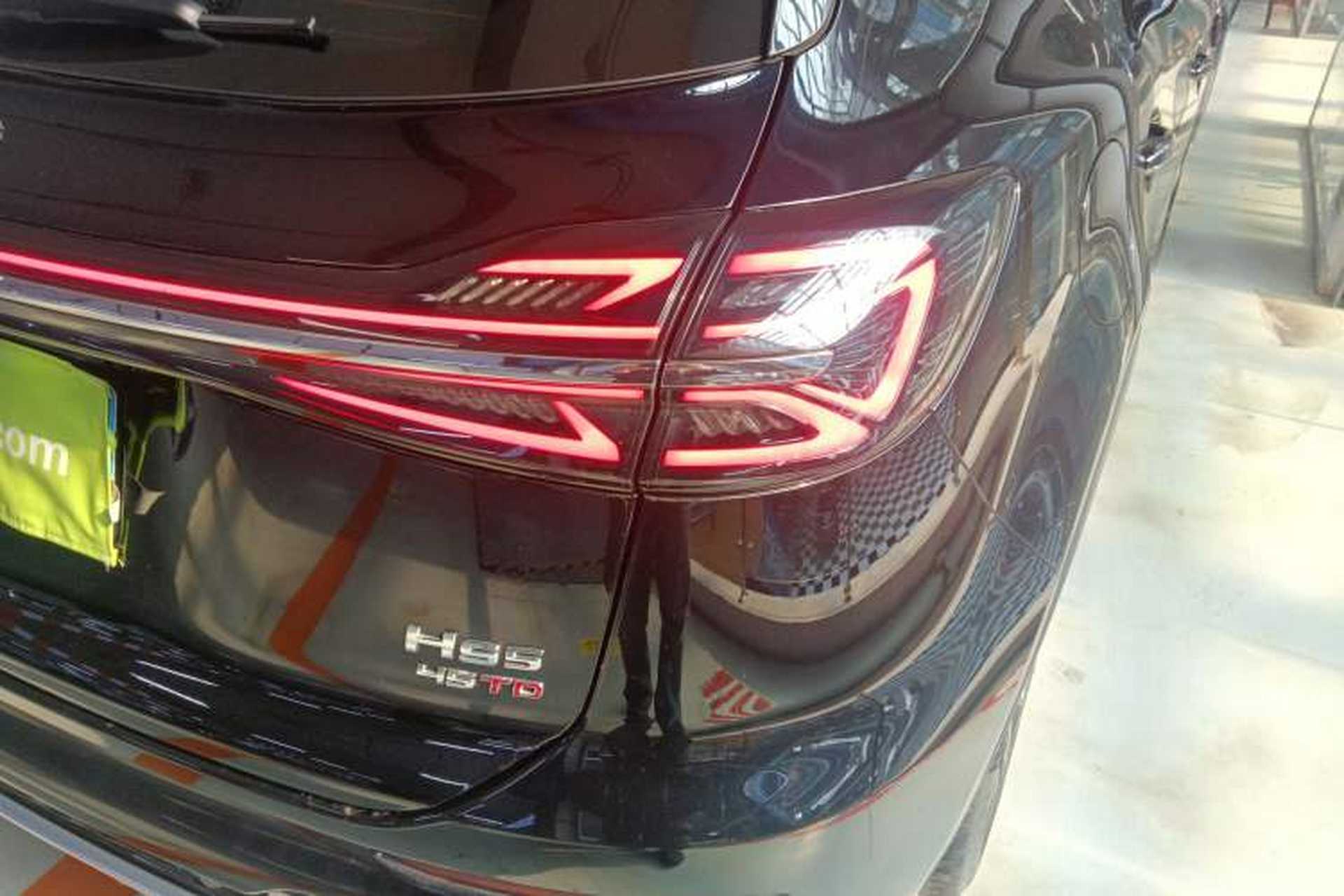 Used Hongqi HS5 2025 2.0T All-Wheel-Drive Flagship Pro Edition Exterior 3