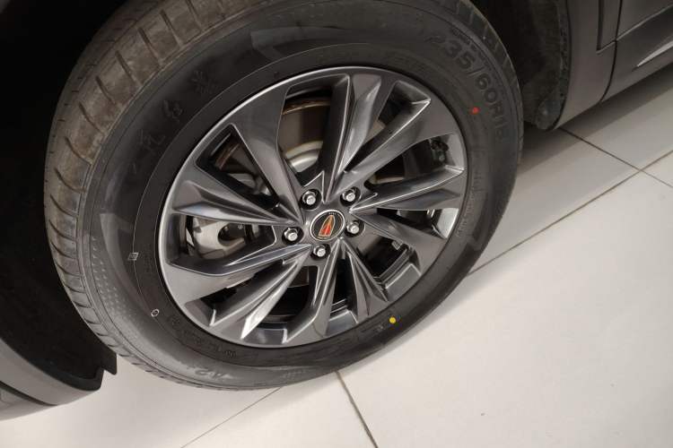 Used Hongqi HS5 2025 2.0T Two-Wheel Drive 600 000-Vehicle Commemorative Edition Exterior 4