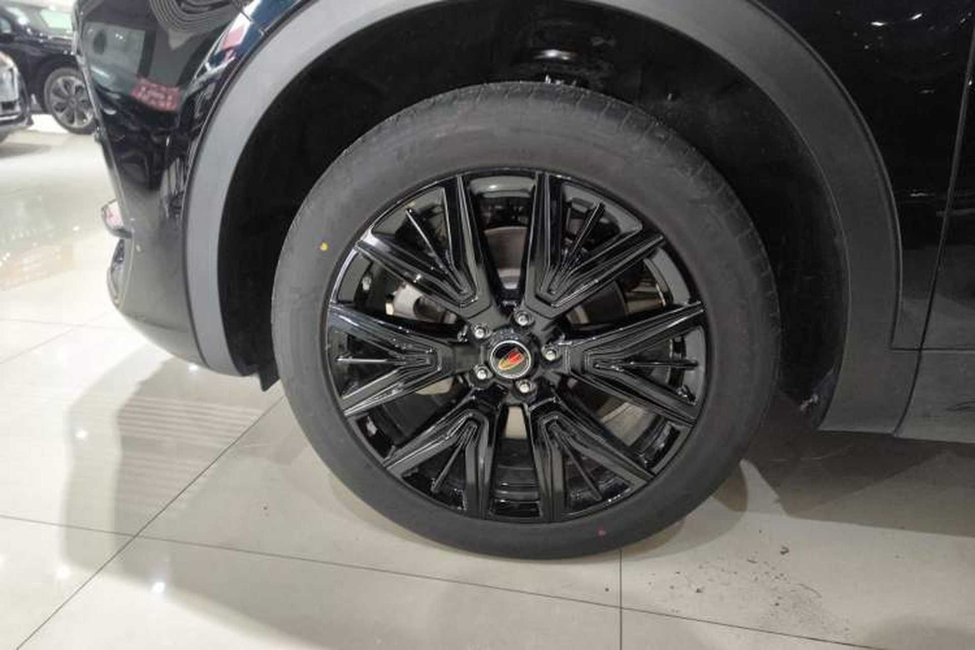 Used Hongqi HS5 2025 2.0T Two-Wheel-Drive Xuan Ying Edition Exterior 4