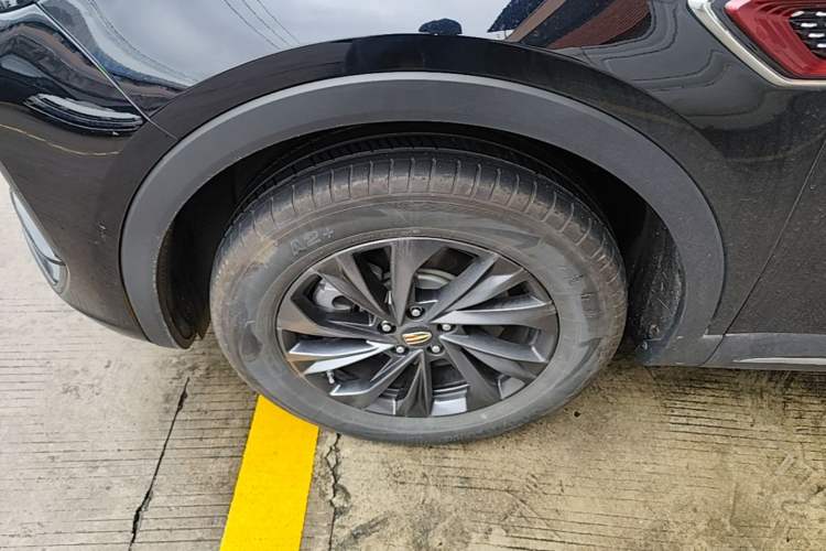 Used Hongqi HS5 2025 2.0T Two-Wheel Drive Flagship Pro Edition Exterior 4