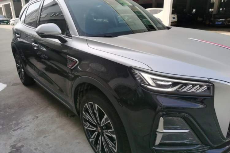 Used Hongqi HS5 2025 2.0T All-Wheel-Drive Flagship Pro Edition Front Right 45 Deg