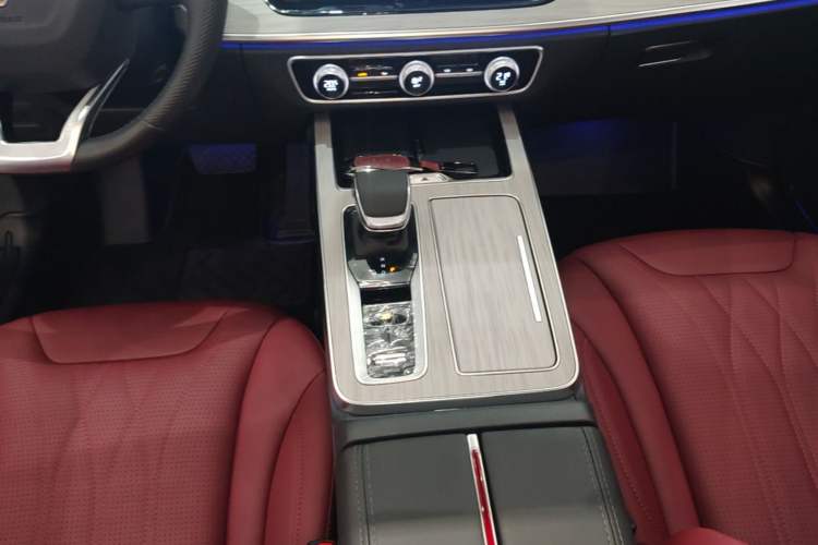 Used Hongqi HS5 2025 2.0T Two-Wheel-Drive Flagship Pro Edition Gear Lever