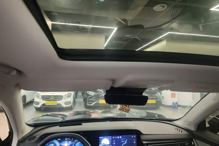 Used Hongqi HS5 2025 2.0T Two-Wheel Drive Flagship Pro Edition Headliner