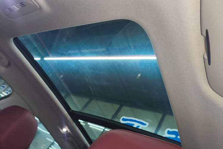 Used Hongqi HS5 2025 2.0T Two-Wheel Drive Flagship Pro Edition Headliner