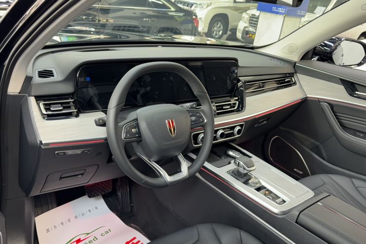 Used Hongqi HS5 2025 2.0T Two-Wheel Drive Flagship Pro Edition Instrument Cluster