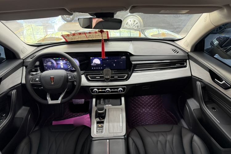 Used Hongqi HS5 2025 2.0T Two-Wheel Drive Flagship Pro Edition Interior 1