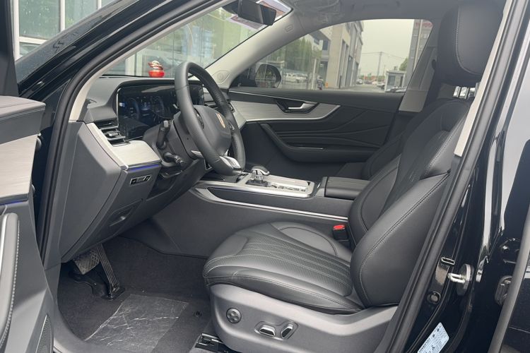 Used Hongqi HS5 2025 2.0T All-Wheel-Drive Flagship Pro Edition Interior 1