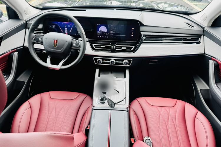 Used Hongqi HS5 2025 2.0T All-Wheel-Drive Flagship Pro Edition Interior 4