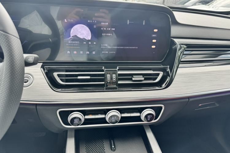 Used Hongqi HS5 2025 2.0T All-Wheel-Drive Flagship Pro Edition Interior 5