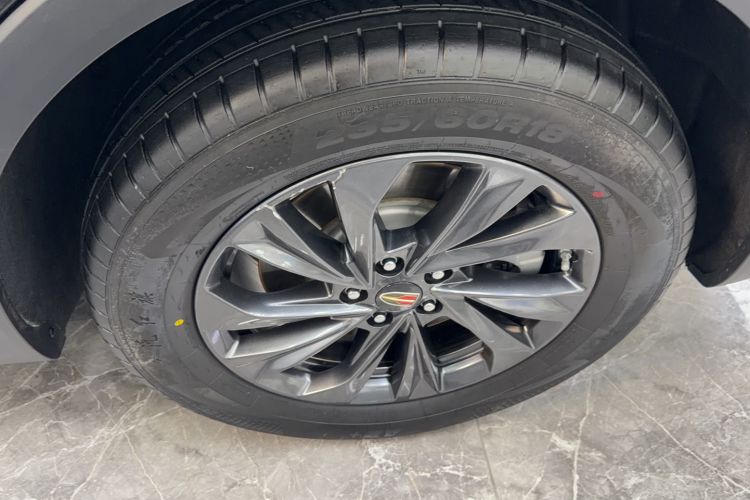 Used Hongqi HS5 2025 2.0T Two-Wheel Drive Flagship Pro Edition Interior 5