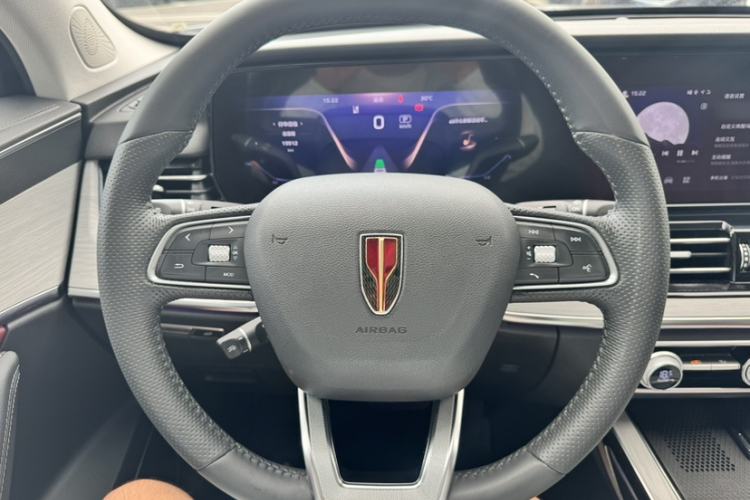 Used Hongqi HS5 2025 2.0T All-Wheel-Drive Flagship Pro Edition Interior 8