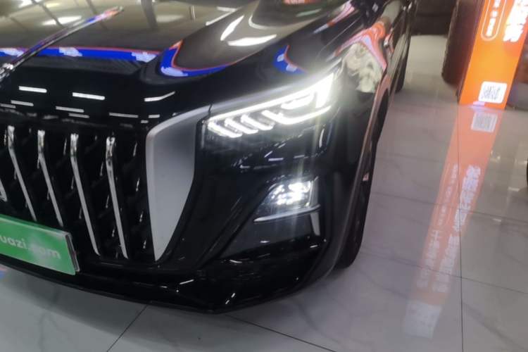 Used Hongqi HS5 2025 2.0T Two-Wheel Drive Flagship Pro Edition Left Front Headlight