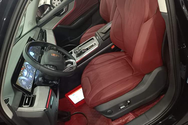 Used Hongqi HS5 2025 2.0T Two-Wheel-Drive Xuan Ying Edition Left Front Seat