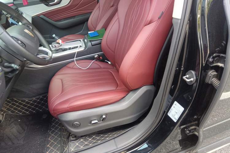 Used Hongqi HS5 2025 2.0T Two-Wheel Drive Flagship Pro Edition Left Front Seat