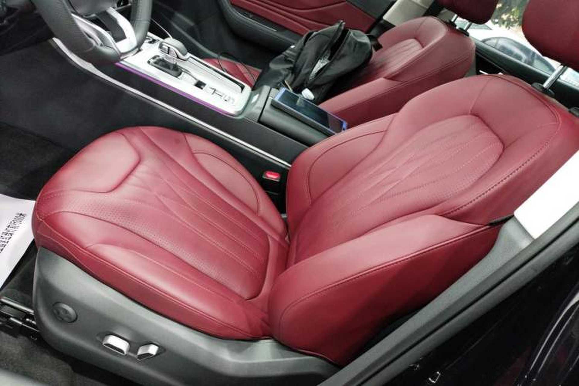 Used Hongqi HS5 2025 2.0T Two-Wheel Drive Flagship Pro Edition Left Front Seat