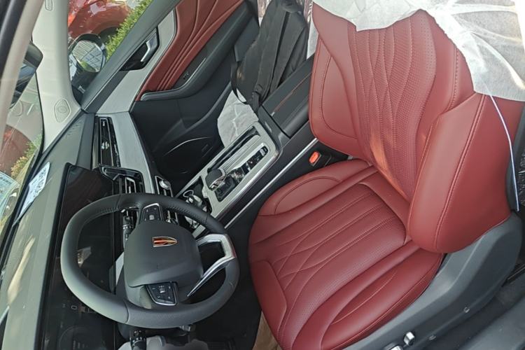 Used Hongqi HS5 2025 2.0T Two-Wheel Drive Flagship Pro Edition Left Front Seat