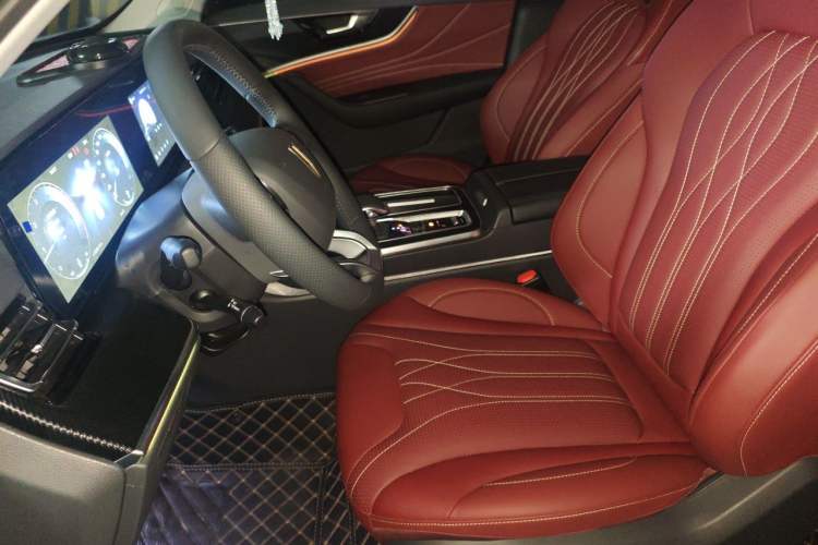 Used Hongqi HS5 2025 2.0T Two-Wheel-Drive Xuan Ying Edition Left Front Seat