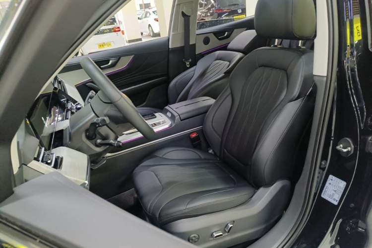 Used Hongqi HS5 2025 2.0T Two-Wheel Drive Flagship Pro Edition Left Front Seat
