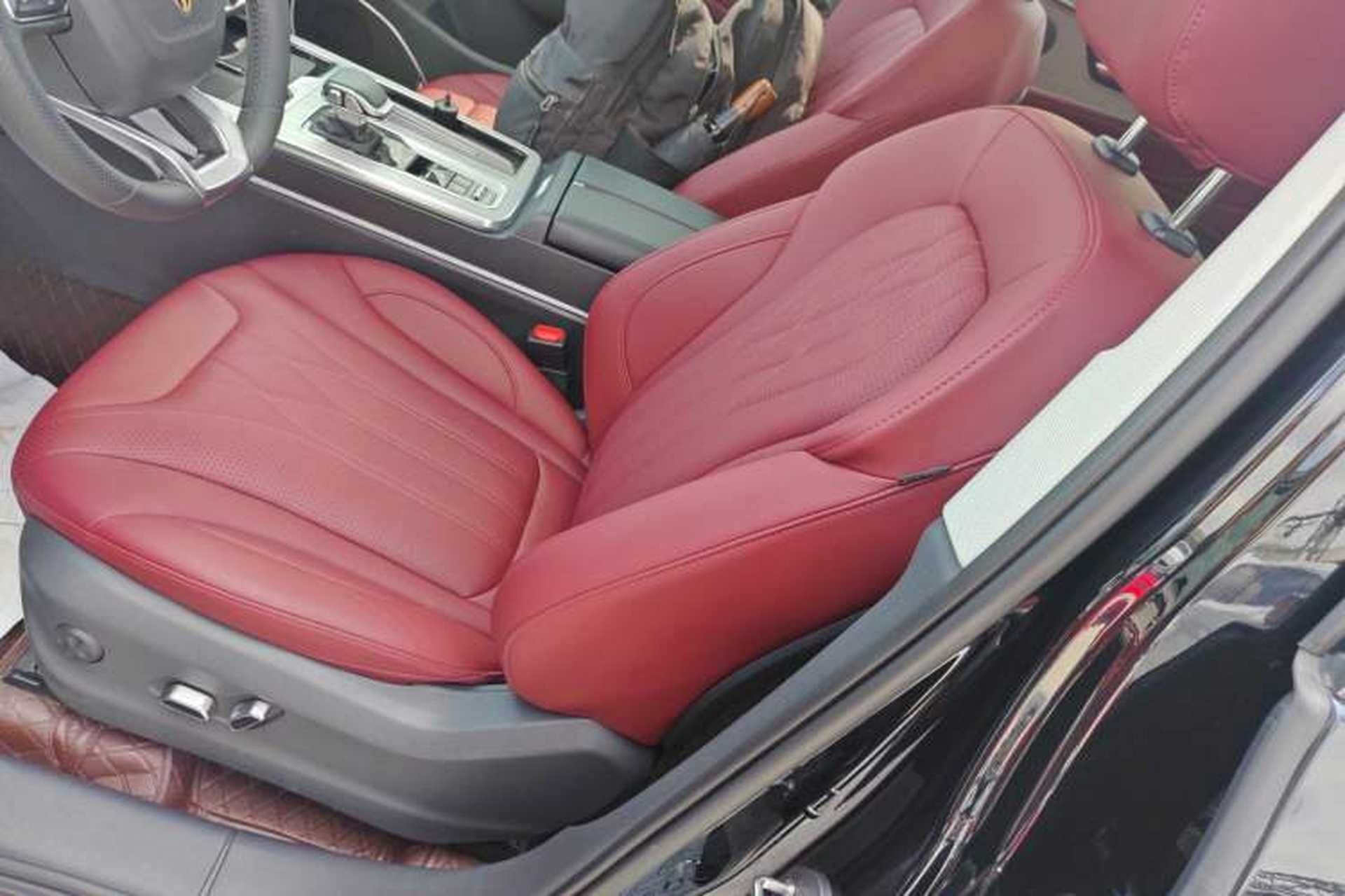 Used Hongqi HS5 2025 2.0T All-Wheel-Drive Flagship Pro Edition Left Front Seat