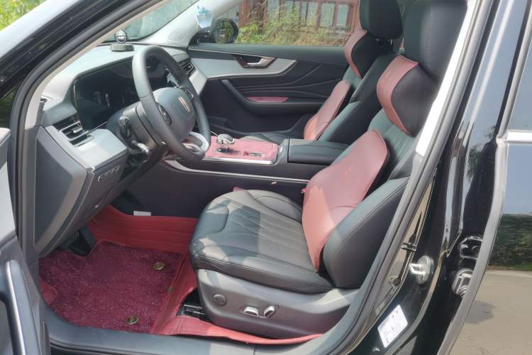 Used Hongqi HS5 2025 2.0T Two-Wheel Drive 600 000-Vehicle Commemorative Edition Left Front Seat