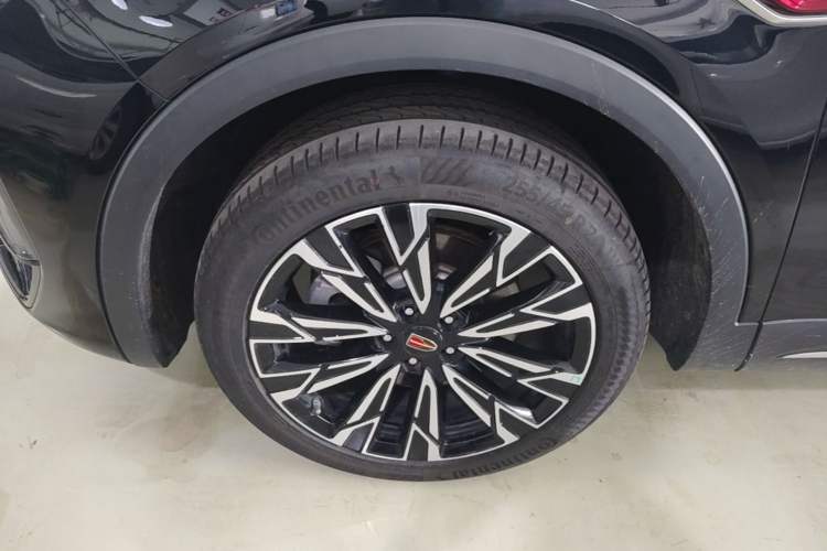 Used Hongqi HS5 2025 2.0T All-Wheel-Drive Flagship Pro Edition Left Front Wheel Hub