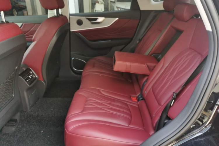 Used Hongqi HS5 2025 2.0T All-Wheel-Drive Flagship Pro Edition Left Rear Seat