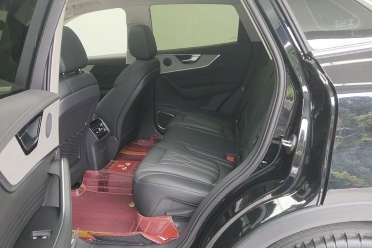 Used Hongqi HS5 2025 2.0T Two-Wheel Drive Flagship Pro Edition Left Rear Seat