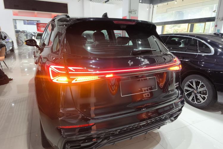 Used Hongqi HS5 2025 2.0T Two-Wheel-Drive Xuan Ying Edition Rear