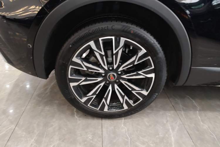 Used Hongqi HS5 2025 2.0T Two-Wheel-Drive Flagship Pro Edition Right Rear Wheel Hub