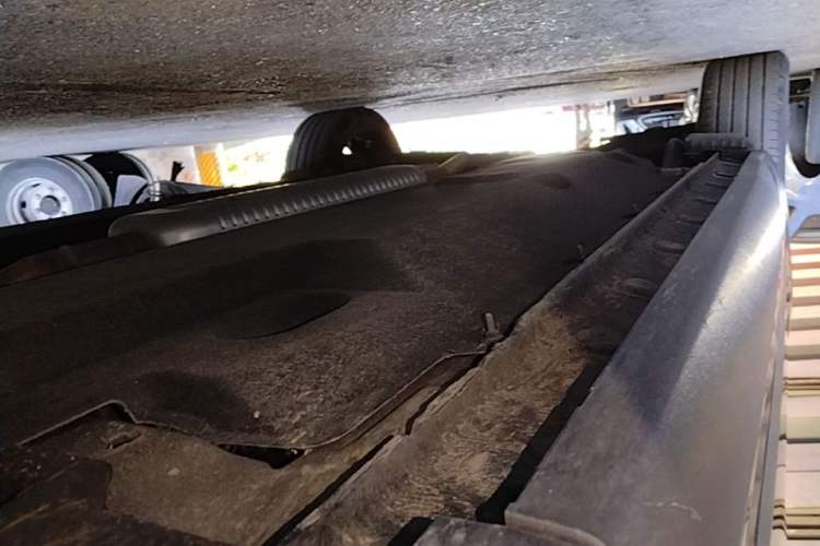 Used Hongqi HS5 2025 2.0T All-Wheel-Drive Xuan Ying Version Right Side Sill
