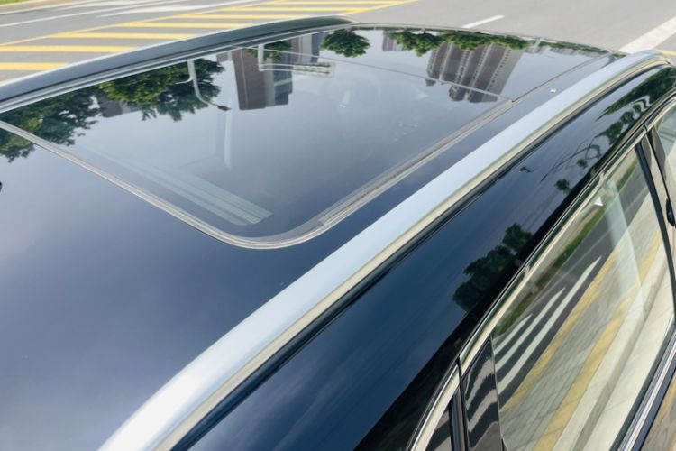 Used Hongqi HS5 2025 2.0T All-Wheel-Drive Flagship Pro Edition Roof