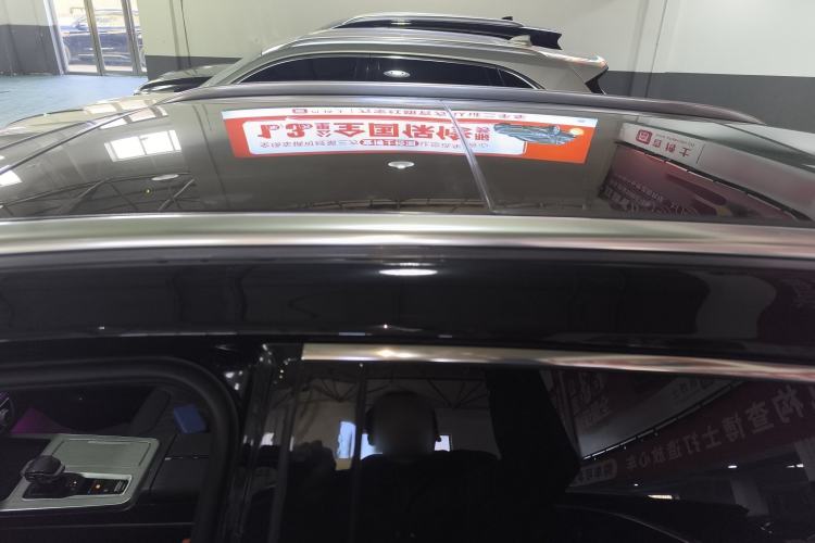 Used Hongqi HS5 2025 2.0T Two-Wheel Drive Flagship Pro Edition Roof