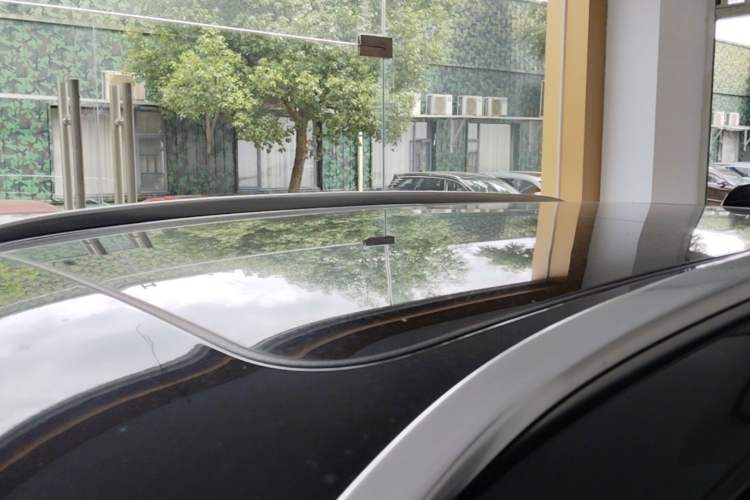 Used Hongqi HS5 2025 2.0T Two-Wheel Drive Flagship Pro Edition Roof