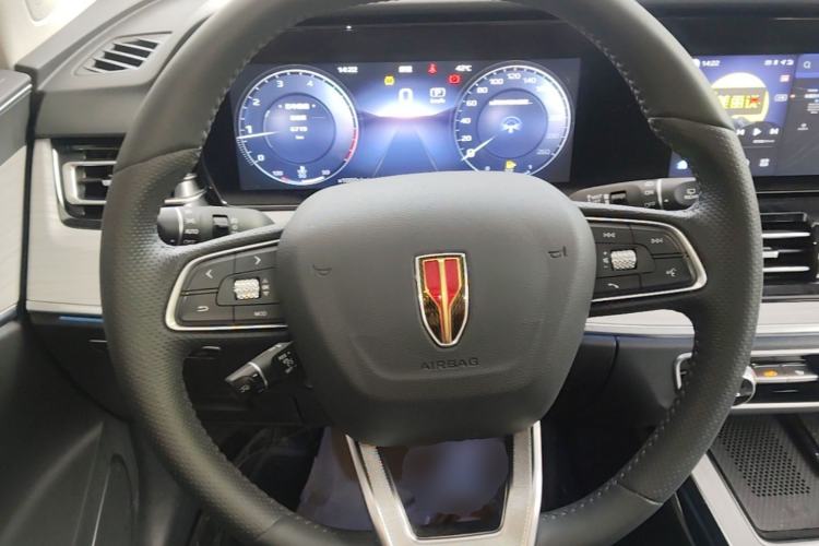 Used Hongqi HS5 2025 2.0T Two-Wheel Drive Flagship Pro Edition Steering Wheel