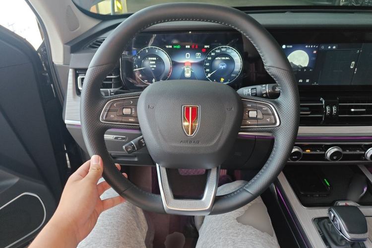 Used Hongqi HS5 2025 2.0T Two-Wheel-Drive Xuan Ying Edition Steering Wheel