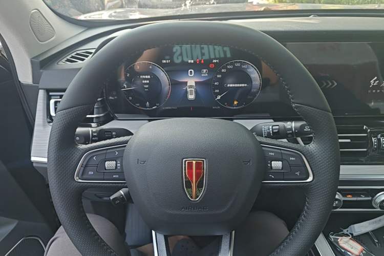 Used Hongqi HS5 2025 2.0T Two-Wheel Drive Flagship Pro Edition Steering Wheel