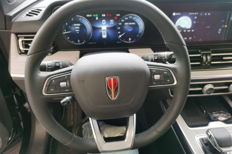 Used Hongqi HS5 2025 2.0T Two-Wheel-Drive Xuan Ying Edition Steering Wheel