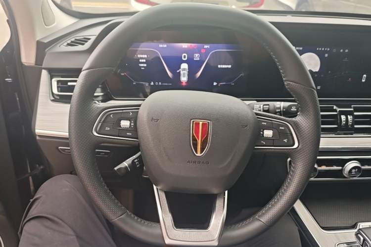 Used Hongqi HS5 2025 2.0T Two-Wheel Drive Flagship Pro Edition Steering Wheel