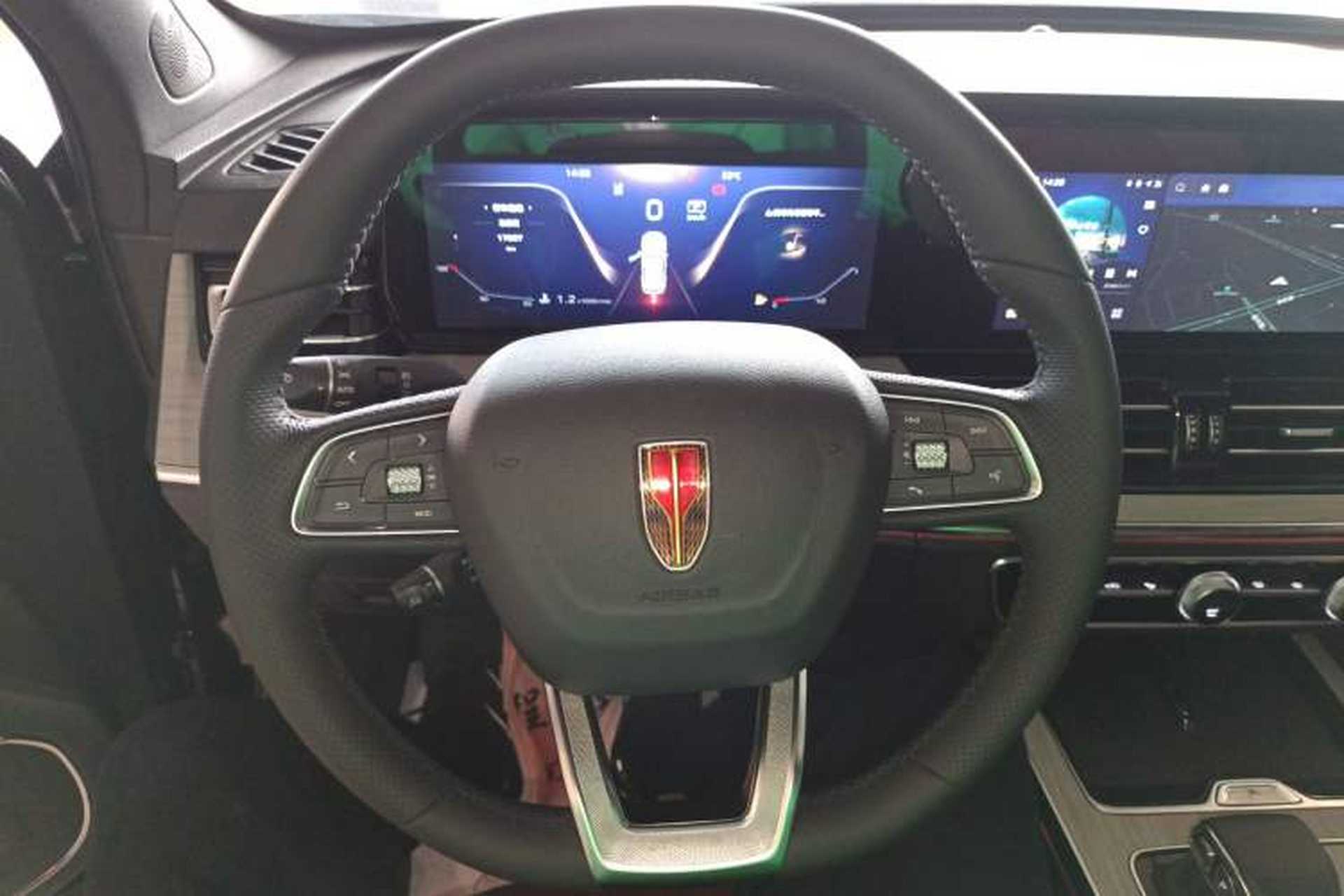 Used Hongqi HS5 2025 2.0T Two-Wheel-Drive Xuan Ying Edition Steering Wheel