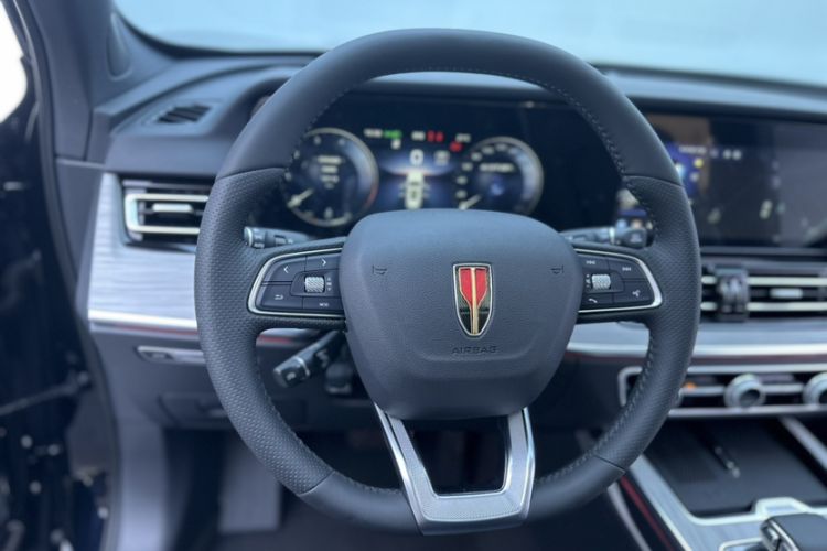 Used Hongqi HS5 2025 2.0T All-Wheel-Drive Xuan Ying Version Steering Wheel