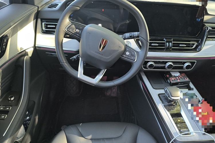 Used Hongqi HS5 2025 2.0T Two-Wheel-Drive Xuan Ying Edition Steering Wheel