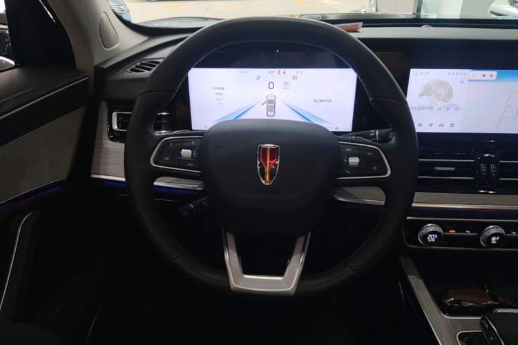 Used Hongqi HS5 2025 2.0T Two-Wheel-Drive Flagship Pro Edition Steering Wheel