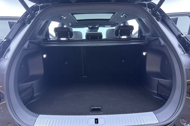 Used Hongqi HS5 2025 2.0T All-Wheel-Drive Xuan Ying Version Trunk
