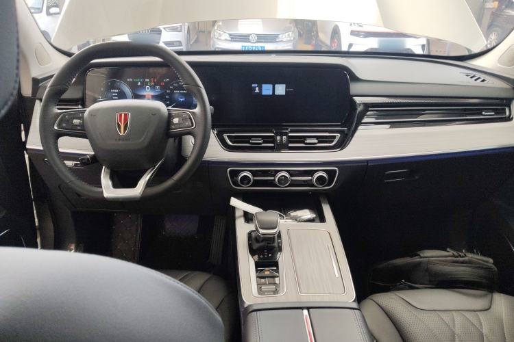 Used Hongqi HS5 2025 2.0T Two-Wheel Drive Flagship Pro Edition Center Console