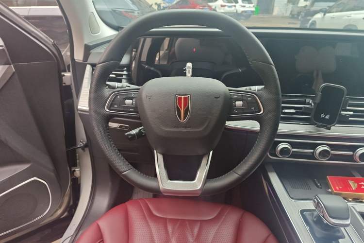 Used Hongqi HS5 2025 2.0T Two-Wheel Drive Flagship Pro Edition Steering Wheel