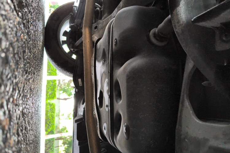 Used Hongqi HS5 2025 2.0T Two-Wheel Drive Flagship Pro Edition Chassis Rear Right