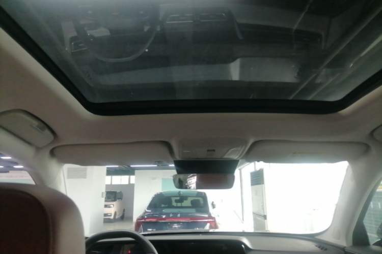 Used Hongqi HS5 2025 2.0T All-Wheel-Drive Flagship Pro Edition Headliner