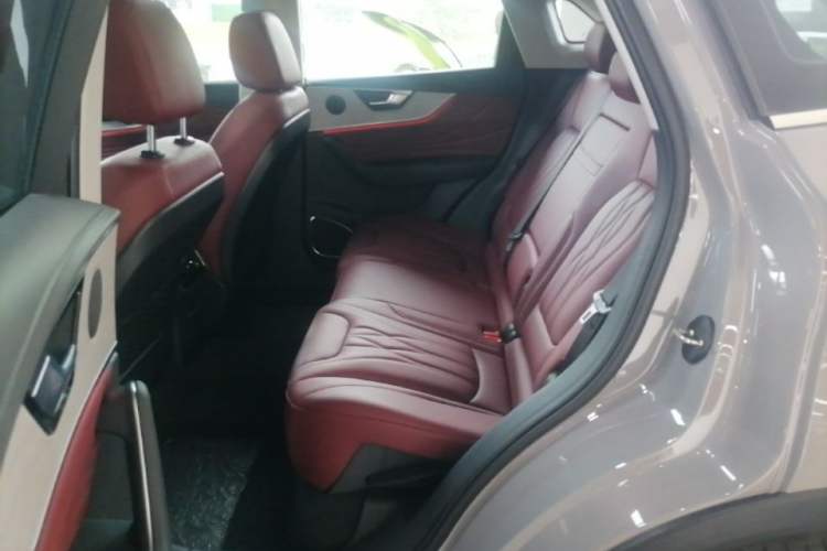 Used Hongqi HS5 2025 2.0T All-Wheel-Drive Flagship Pro Edition Left Rear Seat