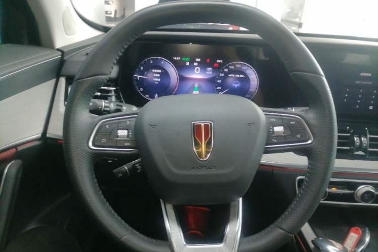 Used Hongqi HS5 2025 2.0T All-Wheel-Drive Flagship Pro Edition Steering Wheel
