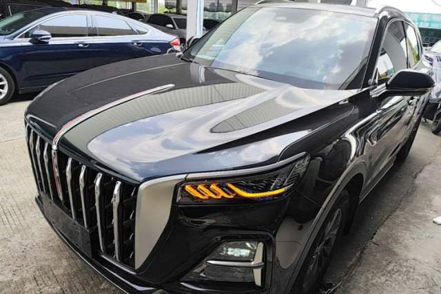 Ojetý Hongqi HS5 2026 Model 2.0T Two-Wheel Drive Qi Xiang Pro Edition